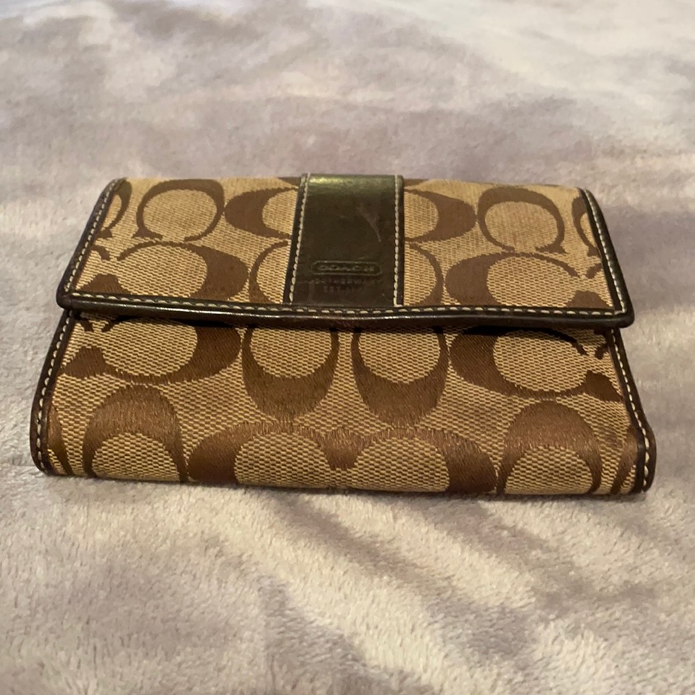 Coach Signature Brown Wallet